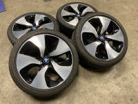 20 inch originele velgen + winterbanden BMW I8  Styling 444
