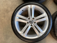 18 inch originele Mallory velgen + zomerbanden VW Golf 7 R line 5K0601025P