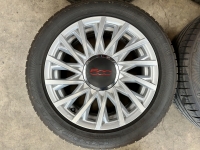 15 inch originele velgen + zomerbanden Fiat 500 52009577