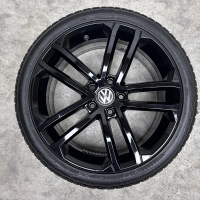 18 inch originele Nogaro velgen + winterbanden VW Golf 5G0601025AQ
