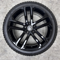 18 inch originele Nogaro velgen + winterbanden VW Golf 5G0601025AQ