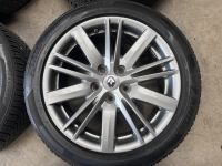 17 inch originele GT velgen +  all season banden Renault Megane