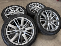 17 inch originele GT velgen +  all season banden Renault Megane