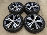 17  inch originele velgen + zomerbanden Volvo V60 V70 32209235 (1)