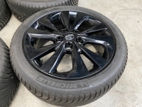 zwarte 17 inch originele winterset Toyota Auris 225 45 17