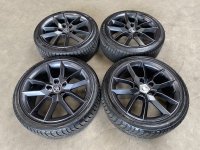 18 inch originele velgen + winterbanden Skoda Octavia 5E0601025Q