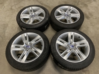 17  inch originele Sadia winterset Volvo V60 235 45 17