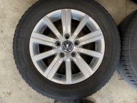 15 inch originele velgen + zomerbanden VW Golf / Caddy 5K0601025J