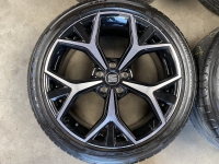 19 inch originele velgen + zomerbanden Seat Ateca 575601025F