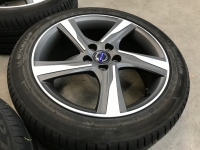 17 inch originele Ixion velgen Volvo V40 S40 C30  225 45 17