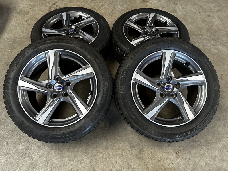 16 inch originele Ixion velgen + winterbanden Volvo V40 31423322