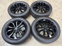 17 inch originele velgen + vierseizoenenbanden Nissan Juke KE409-1K200