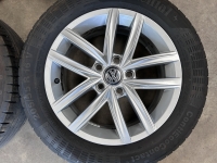 16 inch originele Hita velgen + zomerbanden  Volkswagen Golf 5G0601025CS