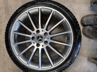 18 inch originele AMG velgen + zomerbanden Mercedes A B klasse CLA A1764010702