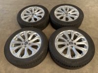 17 inch originele velgen + zomerbanden Audi A4 B9 8W0601025L