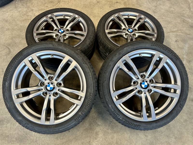 18 inch originele velgen + zomerbanden BMW 3 4 serie F30 F31 F36 style 441 M 7852491 7852492