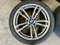 18 inch originele velgen + zomerbanden BMW 3 4 serie F30 F31 F36 style 441 M 7852491 7852492