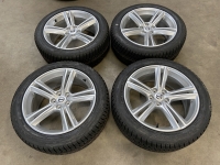 18 inch originele velgen + winterbanden Volvo V90 31362839