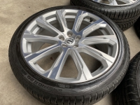 20 inch originele winterset Volvo V90 245 40 20