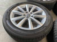 17 inch originele Merano velgen + zomerbanden Volkswagen T-Roc 2GA601025M