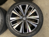18 inch originele Muscat velgen + zomerbanden  Volkswagen Arteon / Passat 3G8601025F set 2