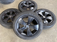 17  inch originele velgen + zomerbanden  Skoda Superb 3V060102AS