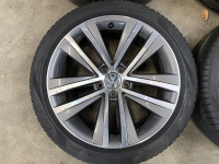 18 inch originele Toulon velgen + zomerbanden Volkswagen Sharan 7N0601025F