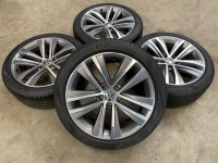 18 inch originele Toulon velgen + zomerbanden Volkswagen Sharan 7N0601025F