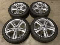 17 inch originele velgen VW Golf 7 R line Mallory 225 45 17