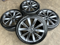 19 inch originele Chennai velgen + vierseizoenenbanden Volkswagen Passat 3G8601025G