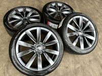 19 inch originele Chennai velgen + vierseizoenenbanden Volkswagen Passat 3G8601025G