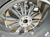 19 inch originele Chennai velgen + vierseizoenenbanden Volkswagen Passat 3G8601025G