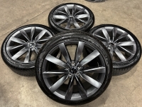 19 inch originele Chennai velgen + zomerbanden Volkswagen Passat 3G8601025G