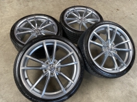 19  inch originele Pretoria velgen + zomerbanden VW Golf 7 R  5G0601025CK