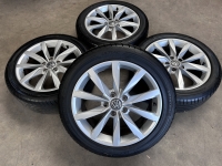 17 inch Volkswagen Golf 7 Dijon velgen + zomerbanden 5G0601025BF