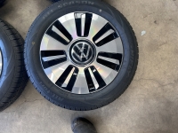 15 inch originele blade velgen + all season banden Volkswagen Up E-Up 1S0601025AH