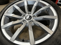 18 inch originele Montrey velgen + zomerbanden Volkswagen Passat 3G0601025Q