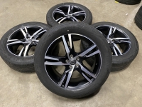 19 inch originele R Design velgen + zomerbanden volvo XC60 31423931
