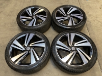 18 inch originele Nevada velgen + vierseizoenenbanden Volkswagen T-Cross 2GM601025H