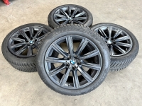 18 inch originele velgen + winterbanden BMW 5 serie G30 G31 style 684 set 1