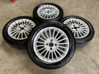 15 inch originele spoke velgen + zomerbanden Volkswagen Up 1S0601025A