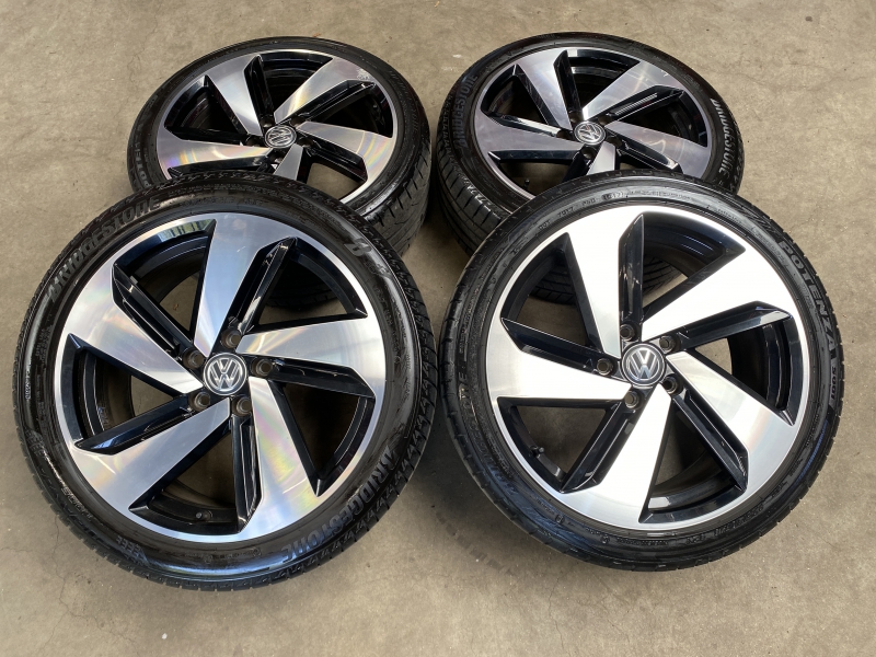 18 inch originele Milton Keynes velgen + zomerbanden Volkswagen Golf 7 GTI 5G0601025CN