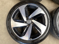 18 inch originele Milton Keynes velgen + zomerbanden Volkswagen Golf 7 GTI 5G0601025CN