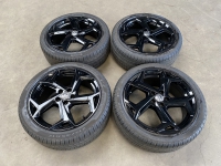 zwarte 17 inch originele Bonneville velgen VW Polo 215 45 17