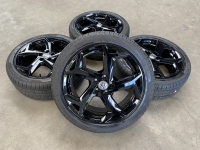 zwarte 17 inch originele Bonneville velgen VW Polo 215 45 17