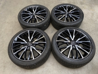 18 inch originele sport velgen Toyota Auris 225 40 18