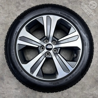 19 inch originele velgen + winterbanen Kia Sorento 52910-C5710