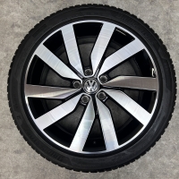 18 inch originele Marseille velgen + all season banden  Volkswagen Touran 5TA601025F