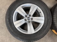 18 inch originele velgen + nieuwe  winterbanden Audi Q7 4M0601025A