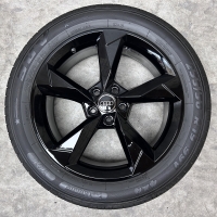 19 inch originele velgen + zomerbanden Audi Q3 83A601025N set 2